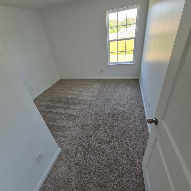 Photo - 350 Morningside Dr