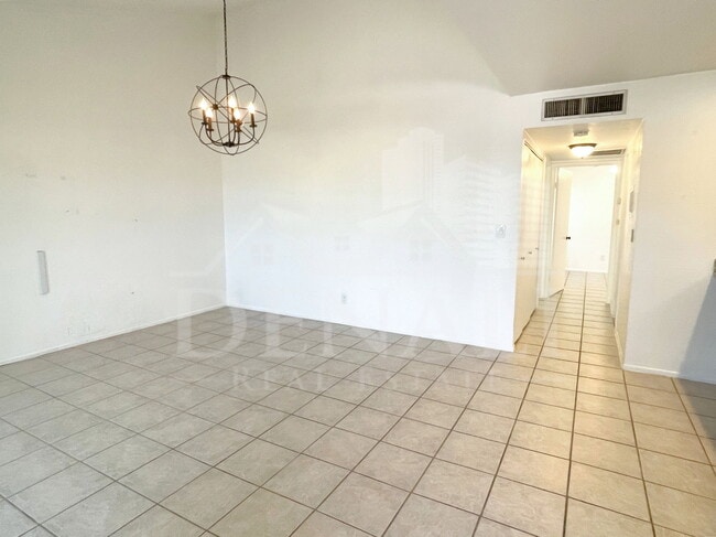 Photo - 822 S Langley Ave Unit 207