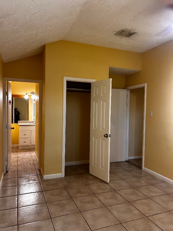 1619 Bugle Run Dr