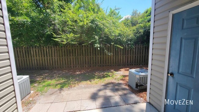 Photo - 729 Bragg Dr