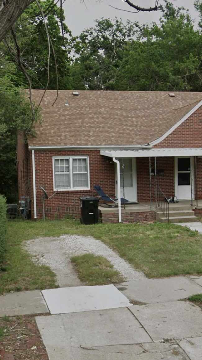 Photo - 667 Highland Ave House