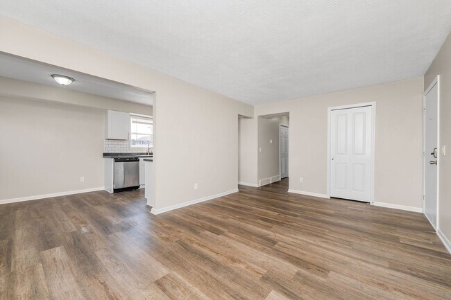 Country Ridge Apartments