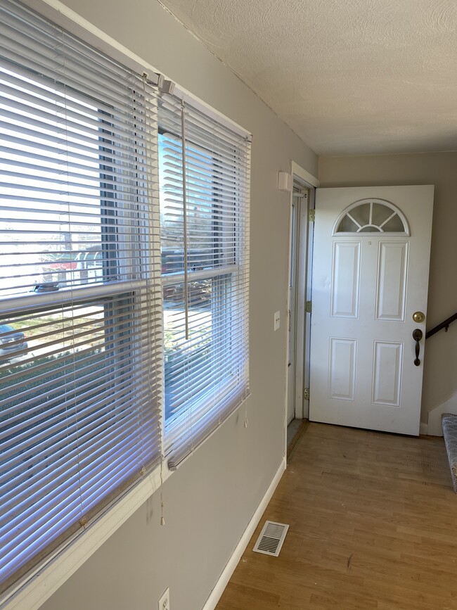 Photo - 325 Washington St Unit B