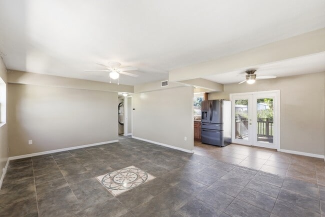 Photo - 1107 Jamela Dr