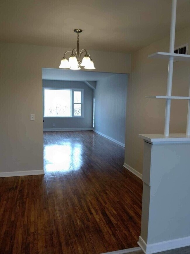 Photo - 217 W Cass St Unit 1E