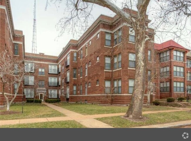 Building Photo - 5675 Waterman Blvd Unit 31 Rental