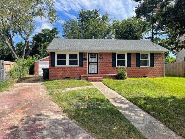 Building Photo - 7120 Clarion Ln