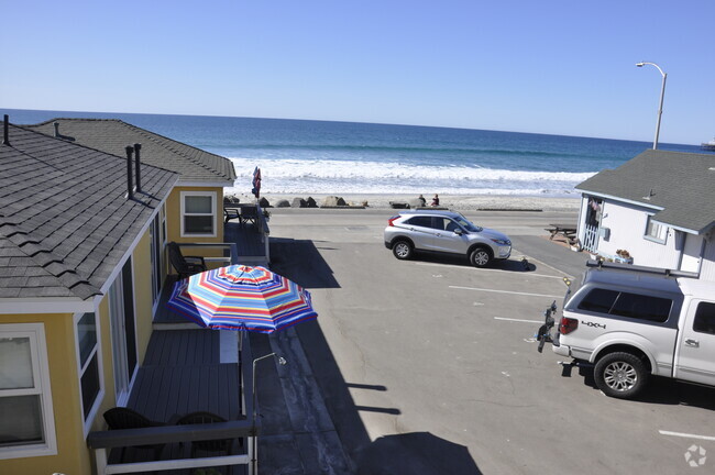 Building Photo - Pacific Blue | The Strand Rental