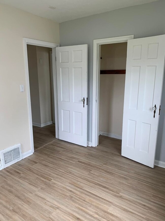 Photo - 1116 E Gum St