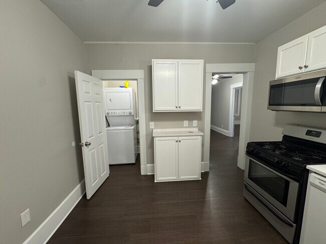 In unit washer / dryer - 105 Public Sq Unit 4