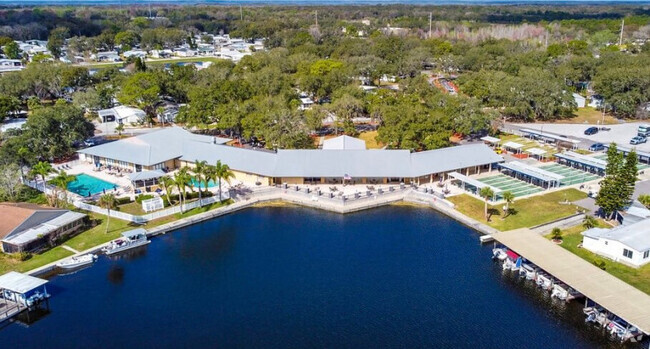 Building Photo - Mid Florida Lakes Rental