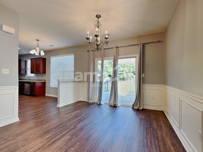 2400 Ancient Oak Ln