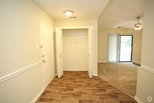 Photo - Oaks at Gayton