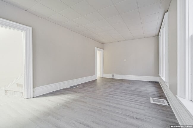 Photo - 288-290 Linden St Unit 288