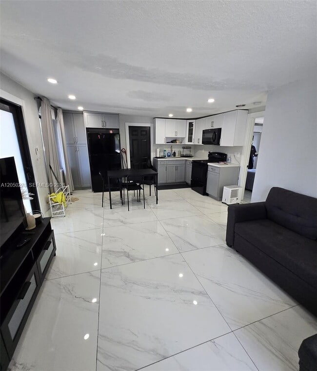 Photo - 1281 NE 110th St Unit 1281