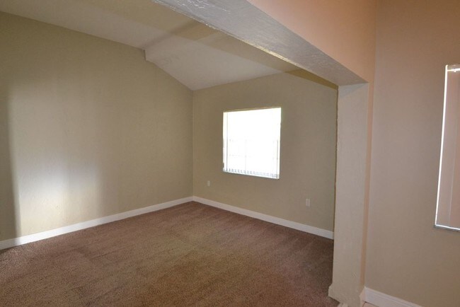 Photo - 5487 NW 186th St