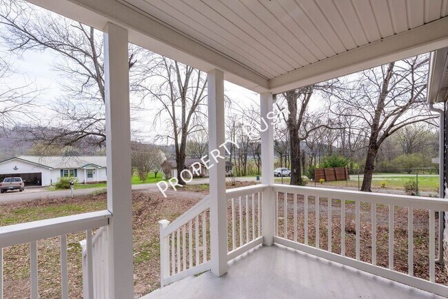 Photo - 248 East Ave