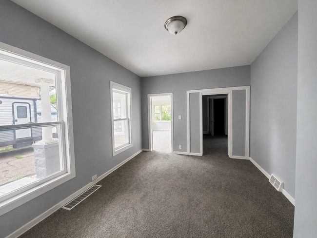 Photo - 7315 Guthrie Ave Unit 1