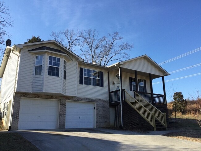 Home in Gibbs Community Available - Home in Gibbs Community Available