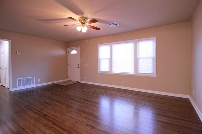 Photo - Cute RedBud District Home