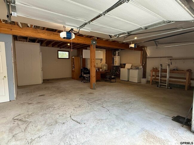 Photo - 1101 Main St