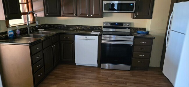 Photo - 12 Folger Ave