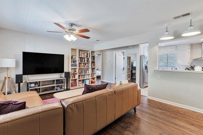 Photo - 1715 W St Johns Ave