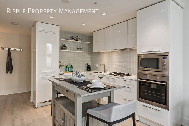 Photo - Modern Furnished 1 Beds, 1 Baths Condo/ Apartment | No Pets Allowed Unit 809