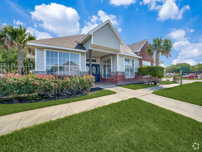 Building Photo - Mockingbird Lane Plaza Rental