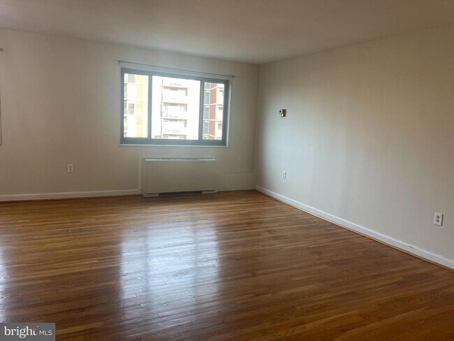 Photo - 1200 S Arlington Ridge Rd Unidad 607