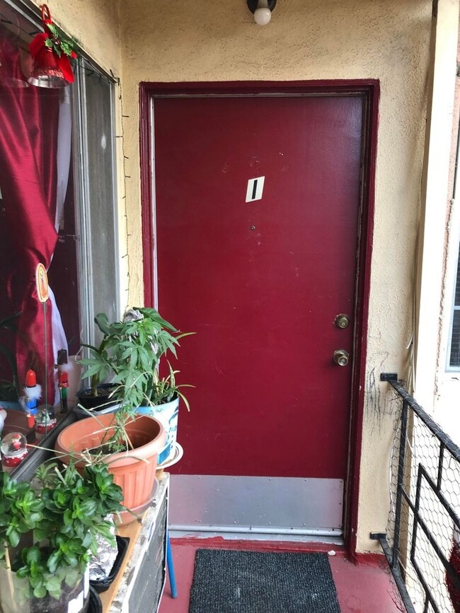 Photo - Charming, One Bedroom Apartment in Panorama City Unit I