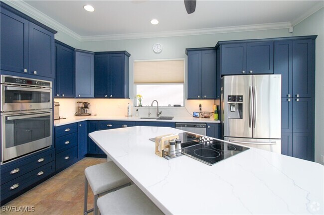 Building Photo - 372 Mallory Ct Rental