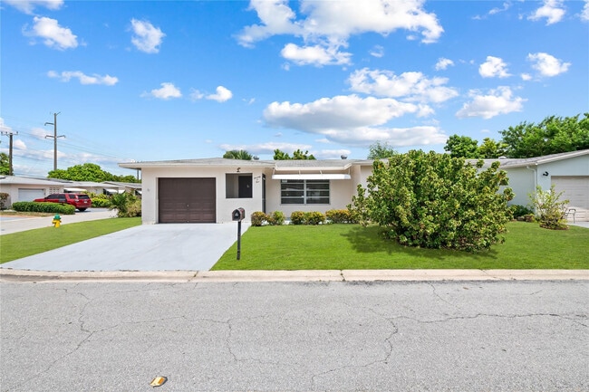 Photo - 7005 NW 11th St