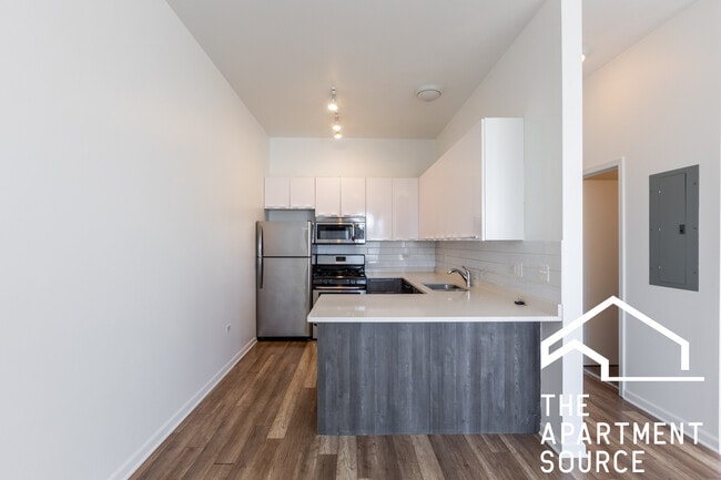 Photo - 2700 W North Ave Unit 207