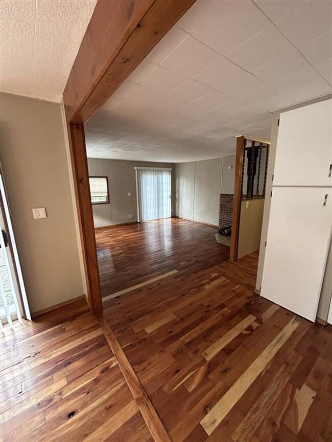 Photo - Two Bedroom One Bathroom House for Rent with Large Yard