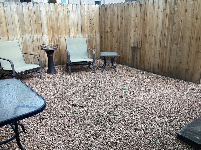 Photo - 2-1512 E Routt Ave