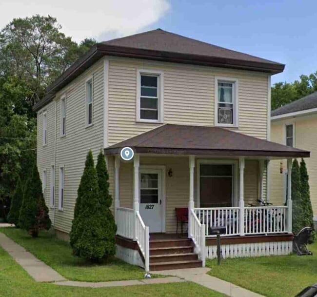 Building Photo - 1827 Bellinger St Rental