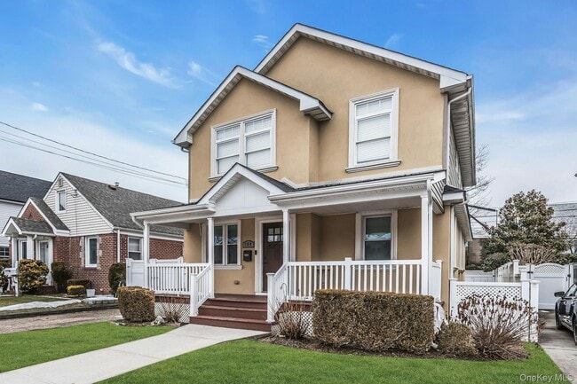 Photo - 180 Kensington Rd