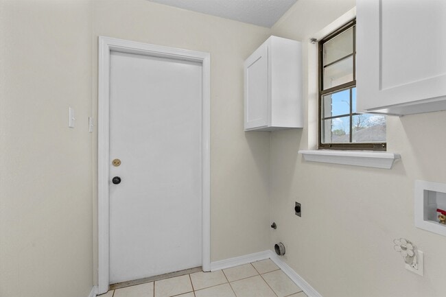 Photo - 5303 Susanna Dr