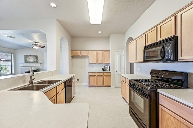 Photo - 16814 Tower Ridge