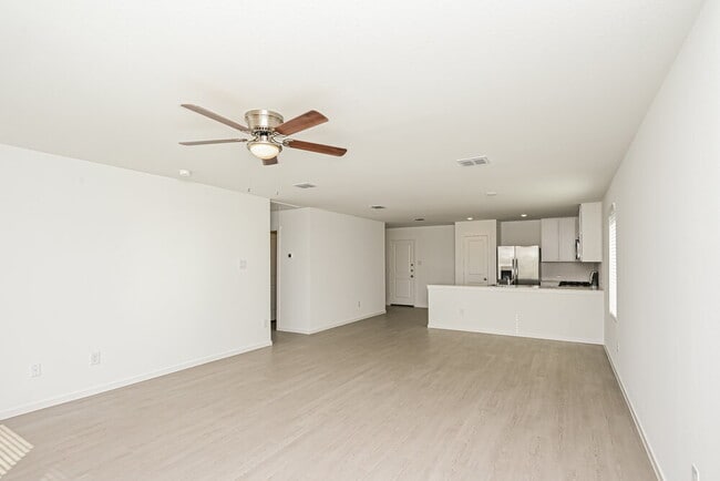 Photo - 10713 Revolver Dr