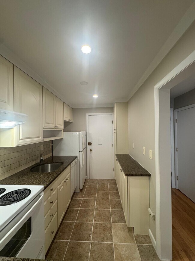 Photo - 29 Brent St Unit #2