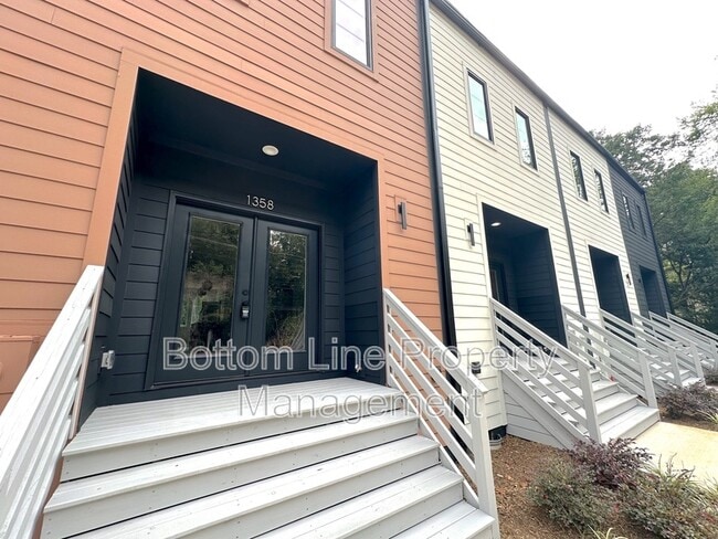 Building Photo - 1358 Briar Creek Rd