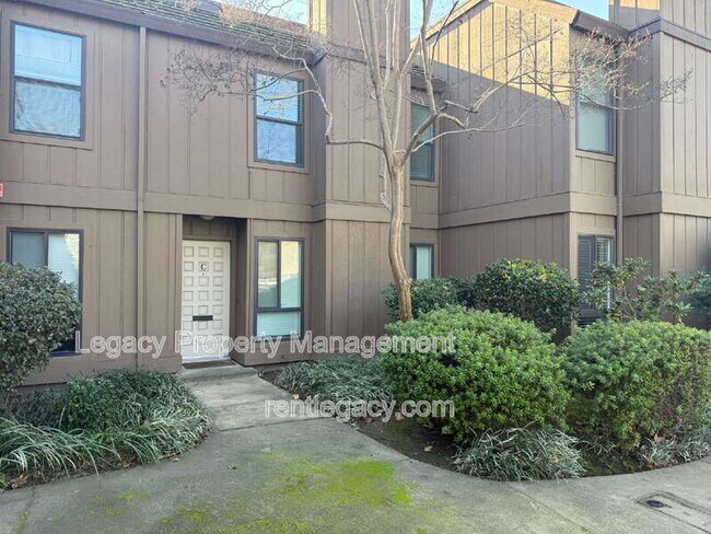 Photo - 2298 Sierra Blvd Unit Apt C