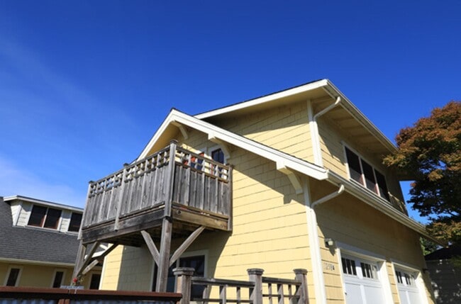 Photo - Furnished Studio overlooking Arcata, all utilities inluded