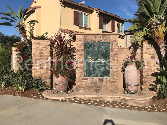 Photo - 473 Camino Verde