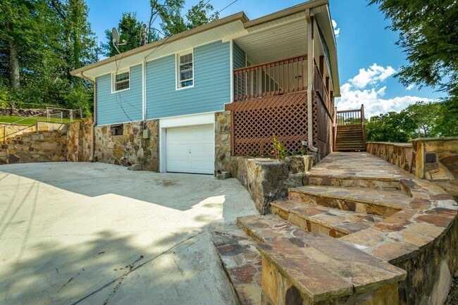 Photo - 1032 S Seminole Dr