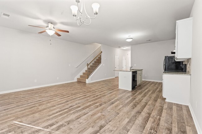 Photo - 3 bed 2.5 bath Townhome in Jonesboro!