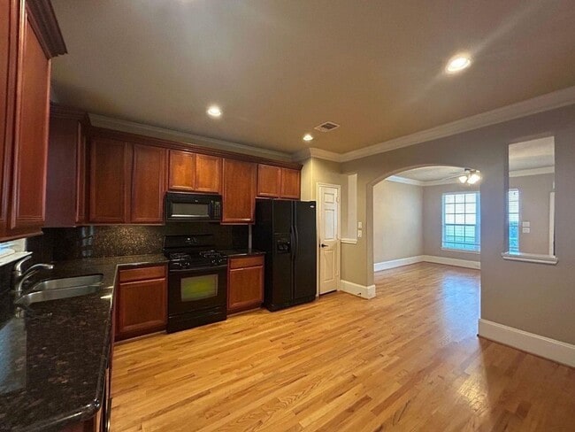 Photo - 1724 Aden Mist Dr