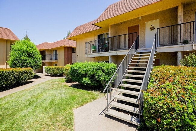 Churn Creek Village Apartments